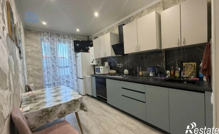 1-комн квартира улица Подполковника Емельянова, 242В к1,  д. 242В к1