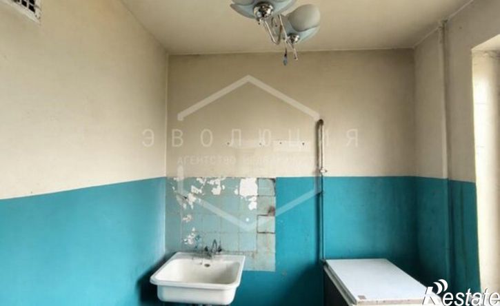 2-комн квартира улица Чекистов, 74,  д. 74