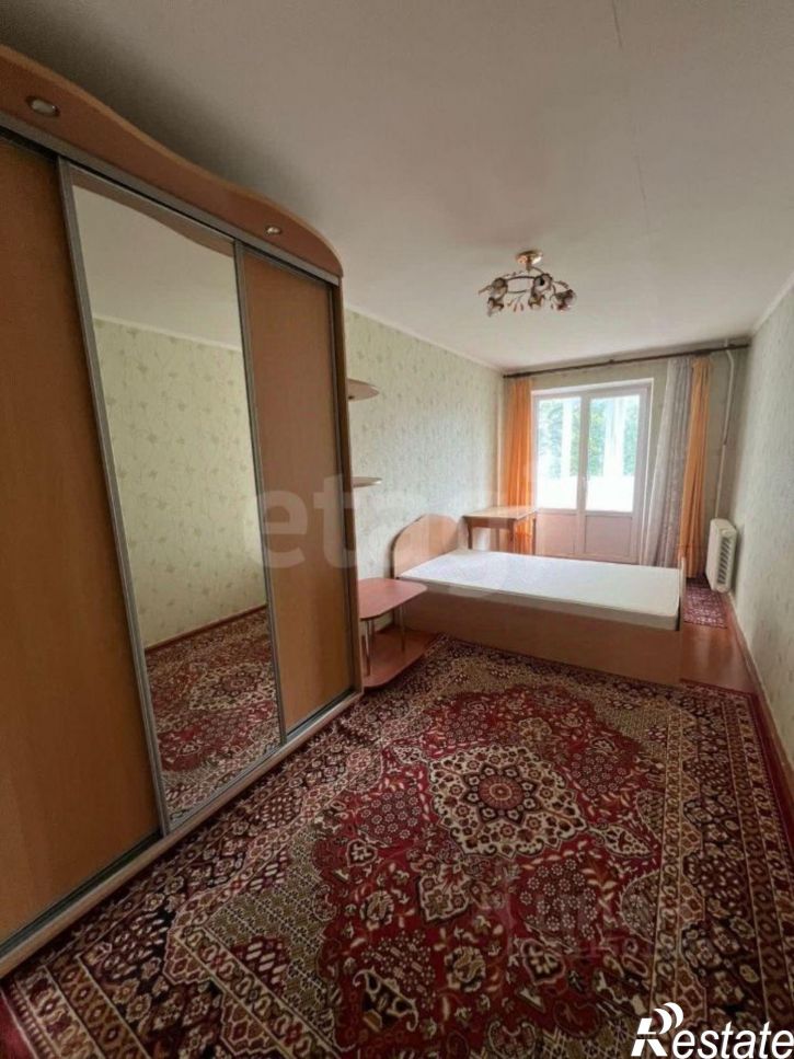 3-комн квартира ул Лужская, 44А,  д. 44А