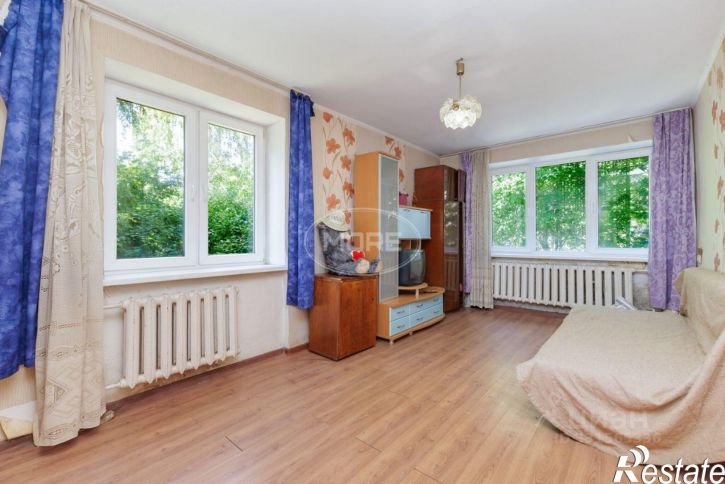 2-комн квартира улица Подполковника Емельянова, 258,  д. 258