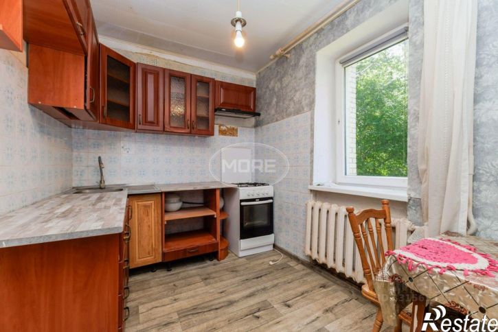 2-комн квартира улица Подполковника Емельянова, 258,  д. 258