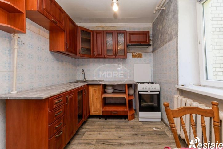 2-комн квартира улица Подполковника Емельянова, 258,  д. 258