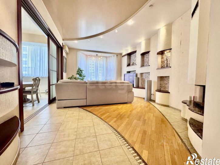 3-комн квартира улица Сержанта Колоскова, 8А,  д. 8А