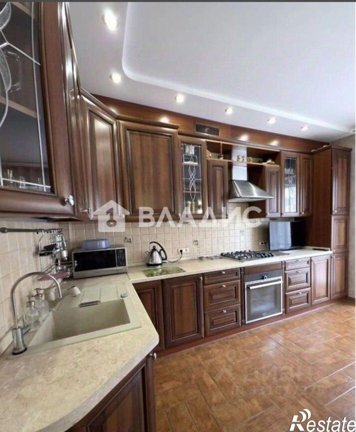 3-комн квартира улица Партизана Железняка, 19,  д. 19