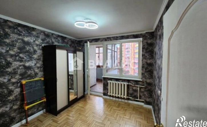 3-комн квартира Солнечный б-р, 20,  д. 20