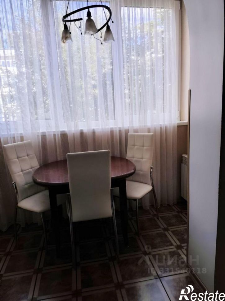 3-комн квартира улица Жиленкова, 14,  д. 14