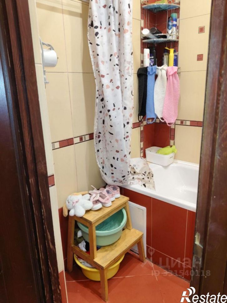 3-комн квартира улица Жиленкова, 14,  д. 14