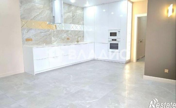 4-комн квартира ул Космонавта Леонова, 49А,  д. 49А