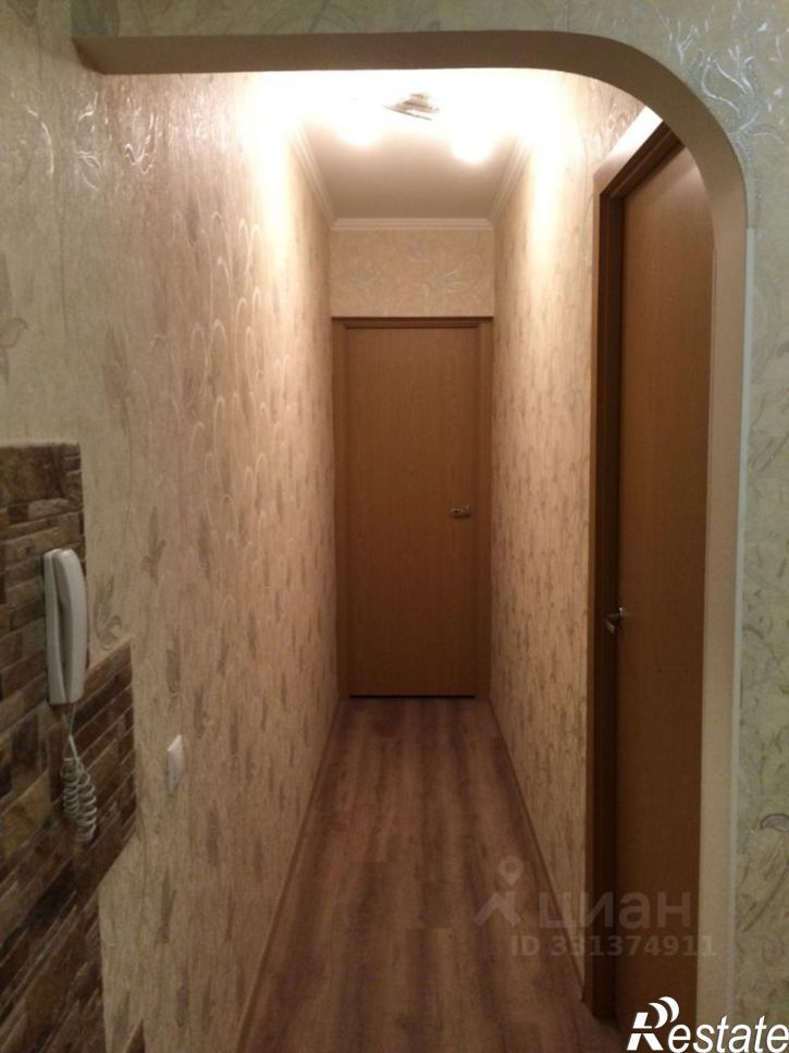 2-комн квартира ул Генерала Челнокова, 32,  д. 32