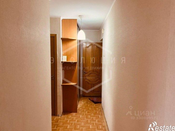 2-комн квартира ул Космонавта Леонова, 16,  д. 16