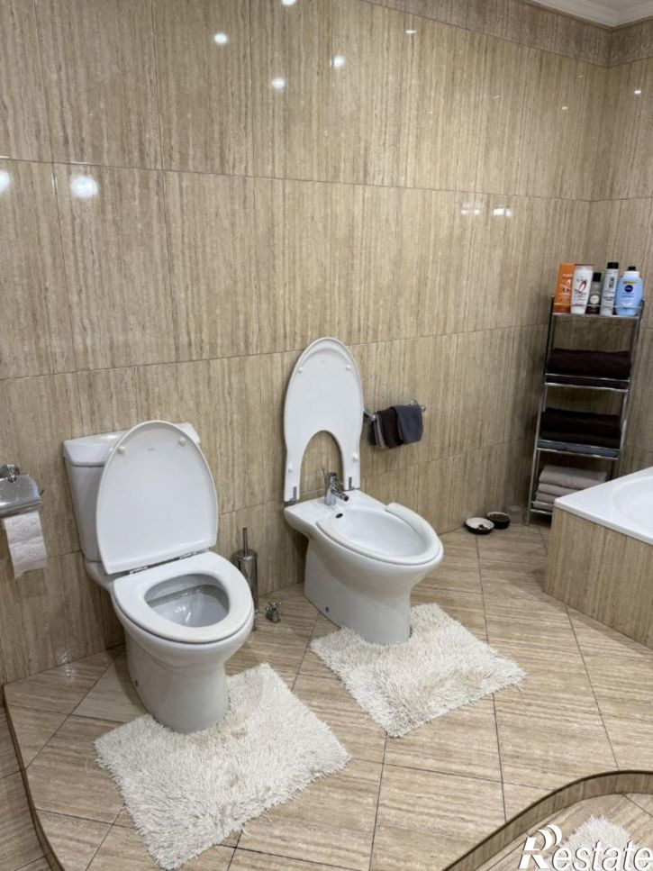 3-комн квартира ул Балтийская, 6,  д. 6