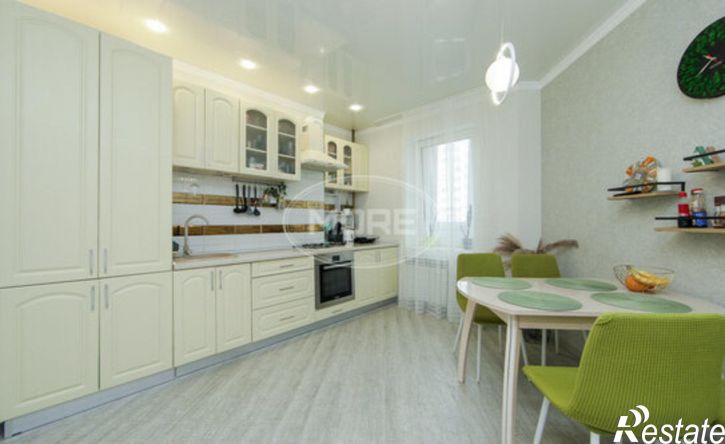 2-комн квартира ул Кипарисовая, 3,  д. 3
