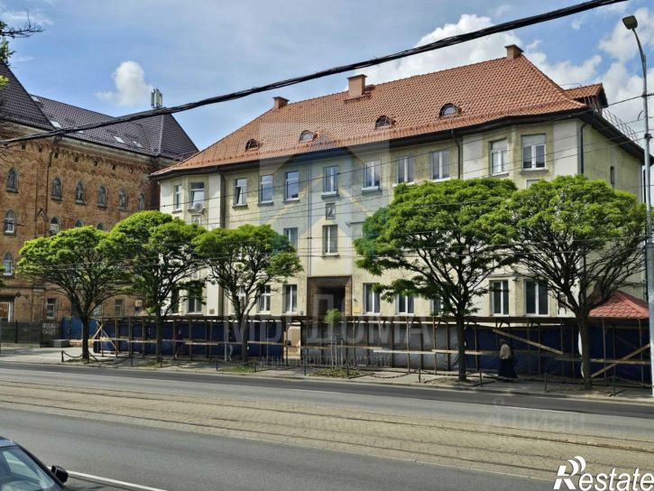 4-комн квартира ул Черняховского, 17,  д. 17