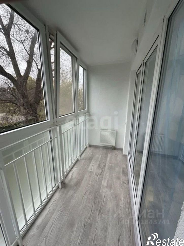 1-комн квартира ул Хрустальная, 5,  д. 5