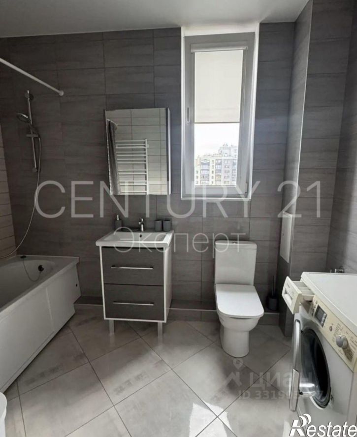2-комн квартира ул Космонавта Леонова, 55 2,  д. 55 2,  к. 2