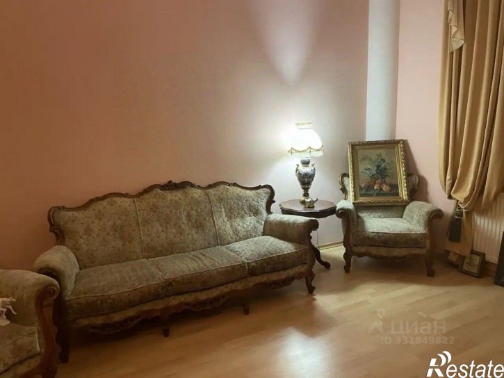 4-комн квартира ул Колхозная, 12,  д. 12
