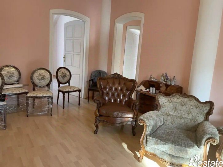 4-комн квартира ул Колхозная, 12,  д. 12