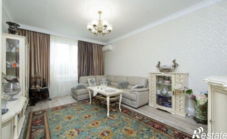 2-комн квартира ул Онежская, 8,  д. 8
