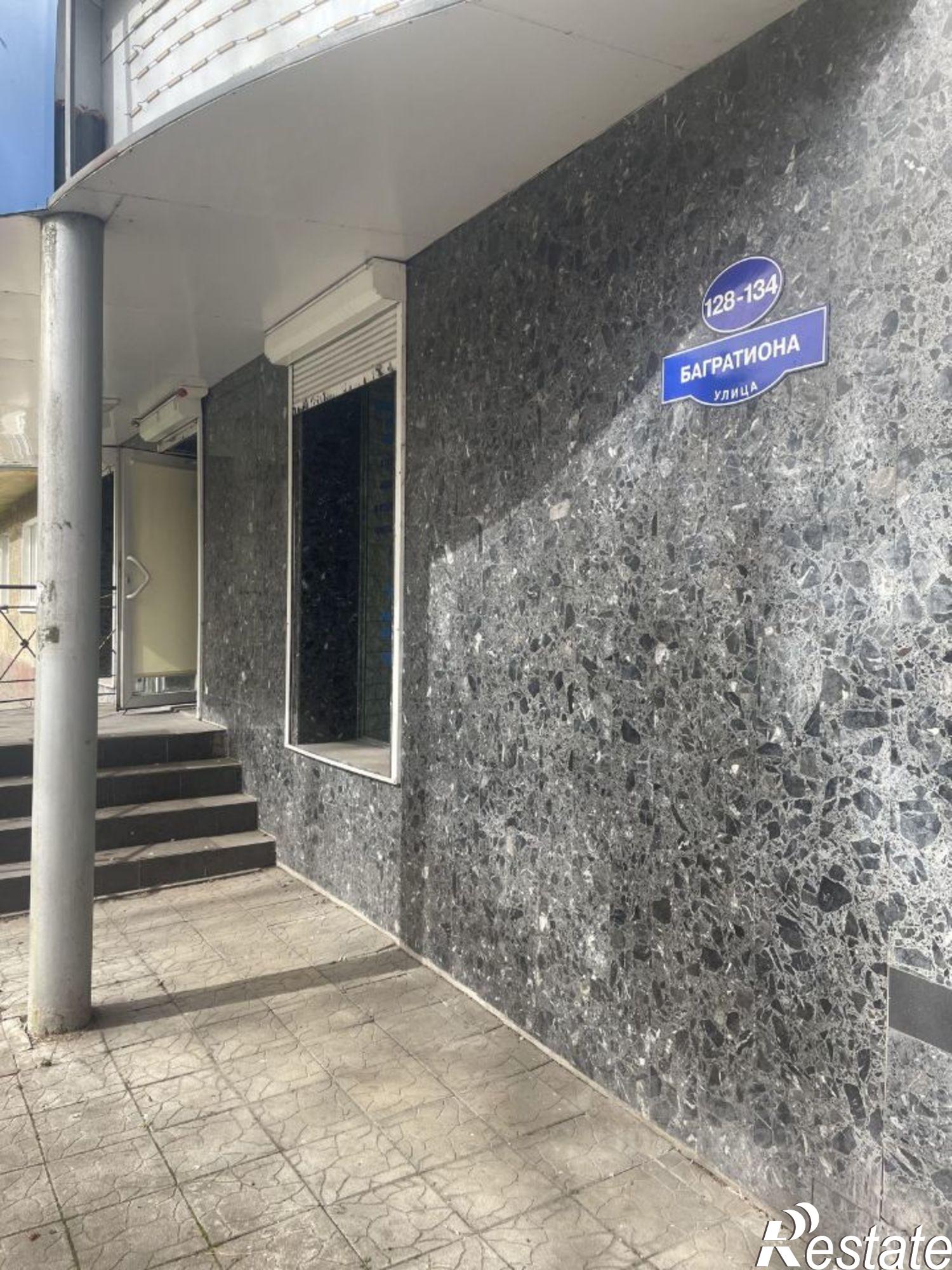 Купить торговое помещение за 14 840 600 рублей на ул Багратиона, 128