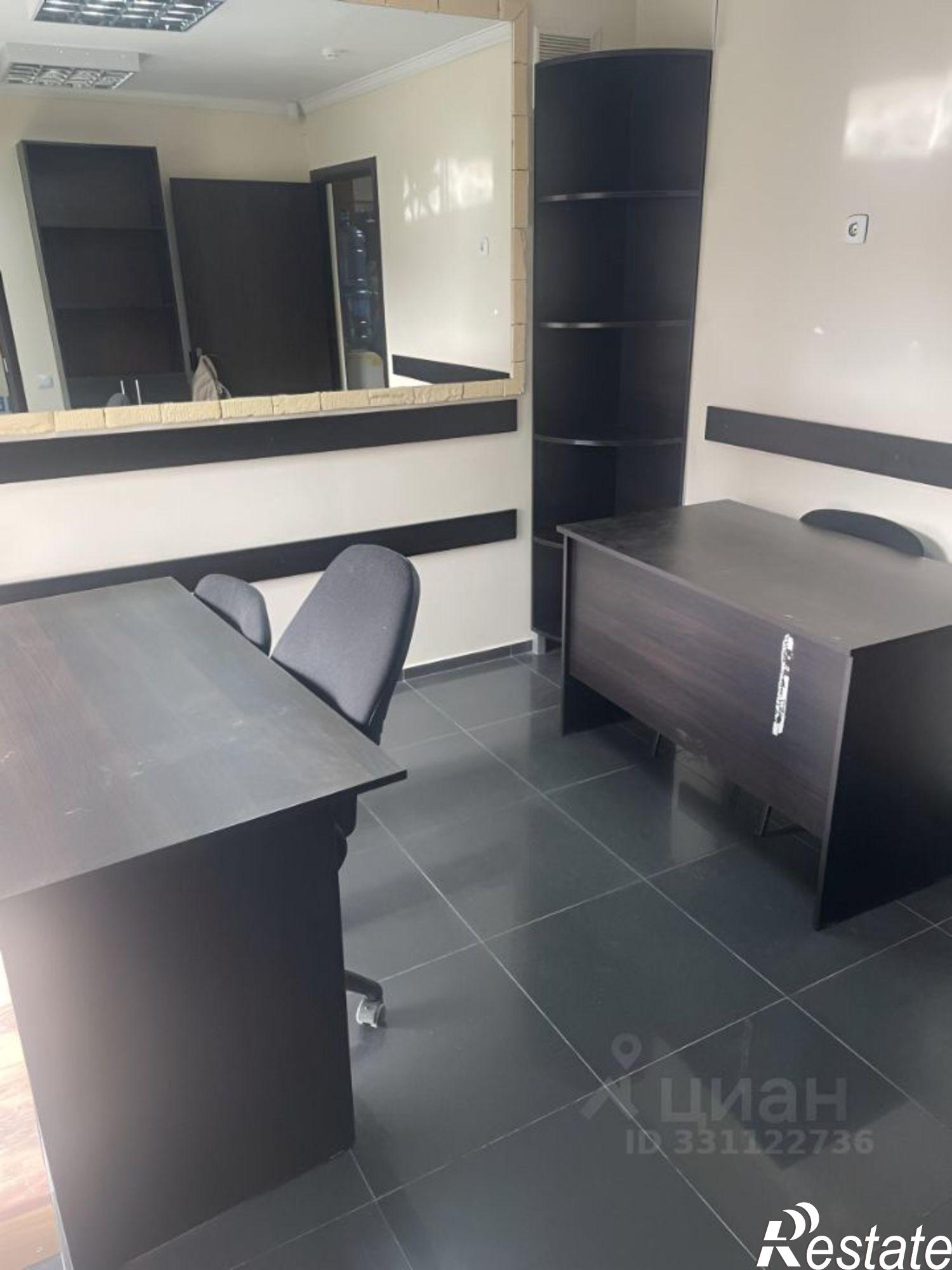 Купить торговое помещение за 14 840 600 рублей на ул Багратиона, 128