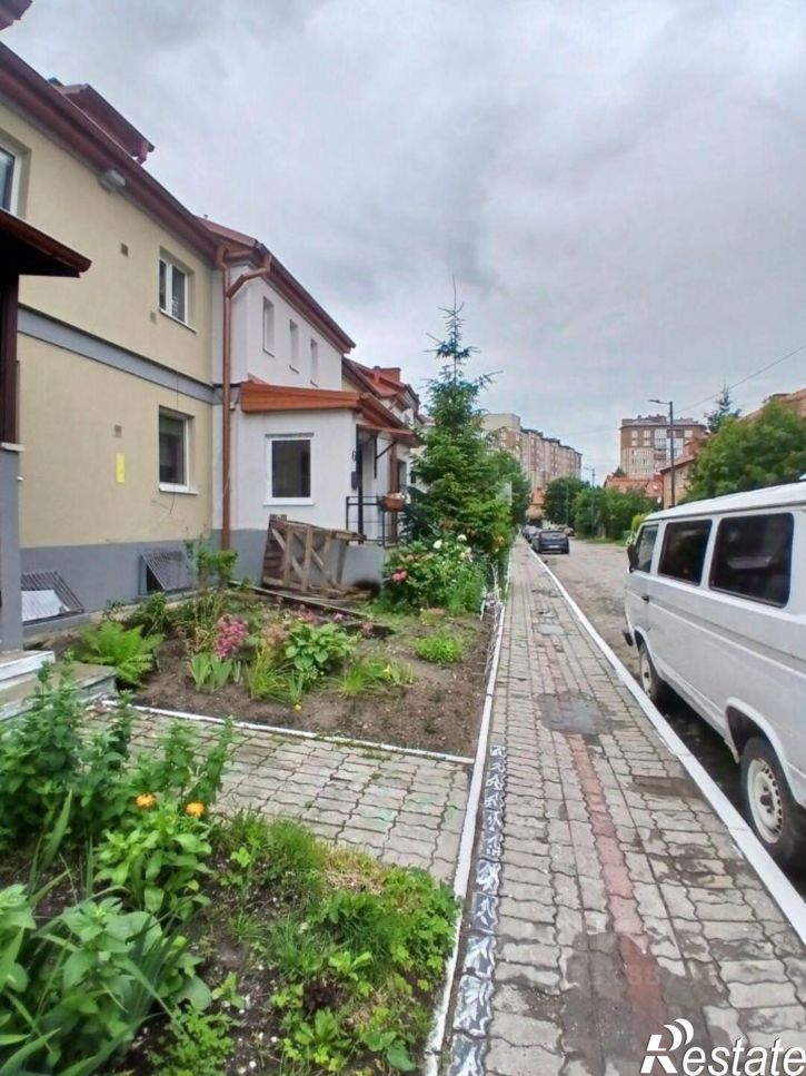 1-комн квартира ул Ю.Костикова, 9,  д. 9
