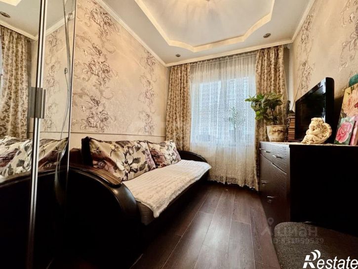 3-комн квартира ул Офицерская, 4,  д. 4