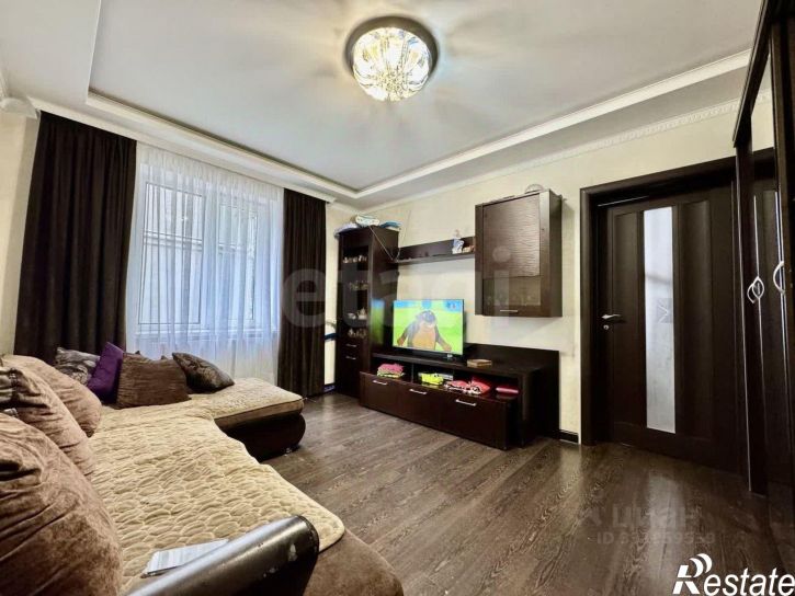 3-комн квартира ул Офицерская, 4,  д. 4