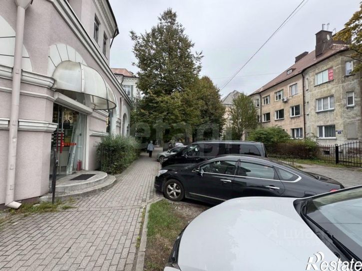 3-комн квартира ул Офицерская, 4,  д. 4