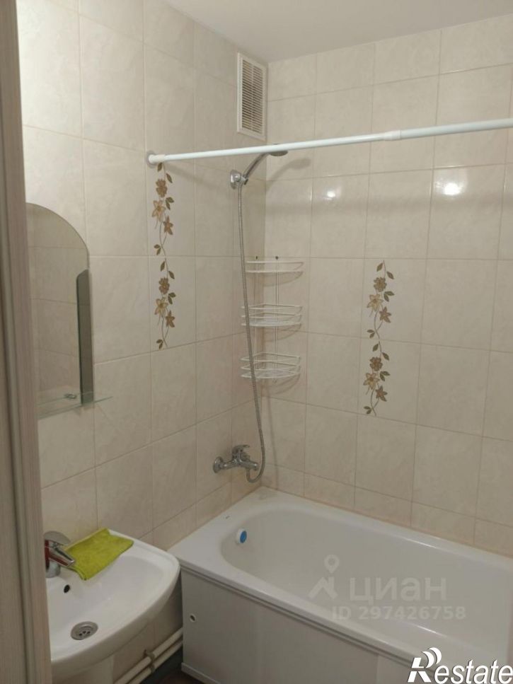 2-комн квартира ул Левитана, 58 3,  д. 58 3,  к. 3