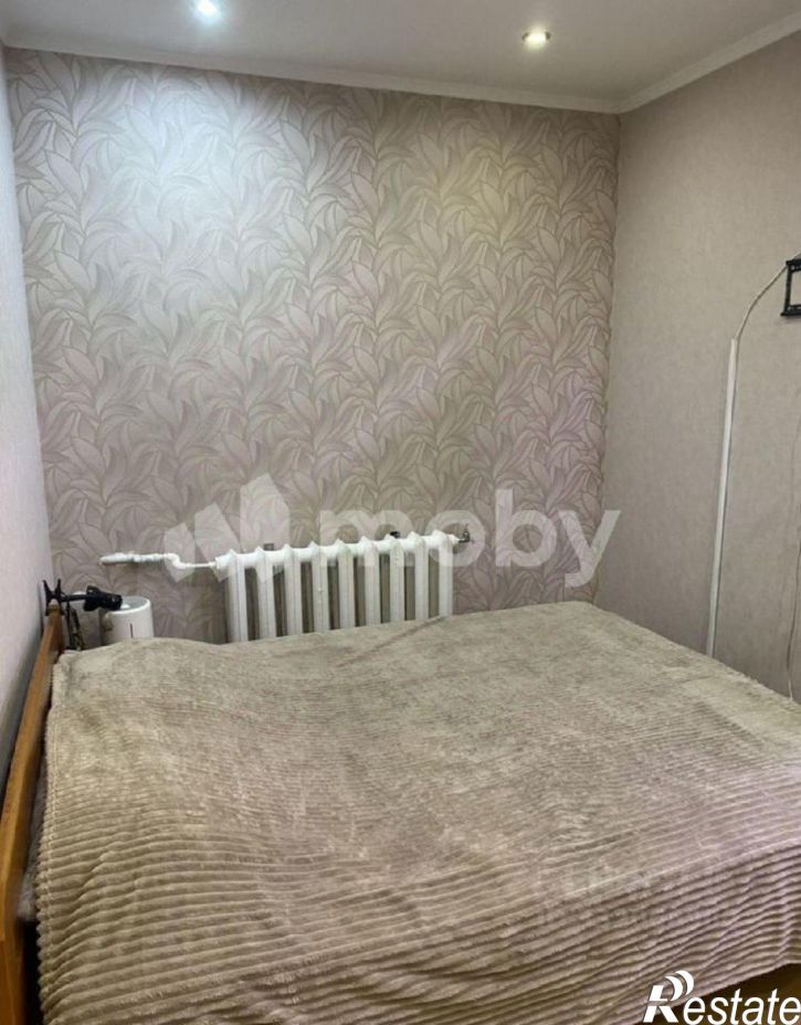 2-комн квартира ул Маршала Новикова, 8,  д. 8