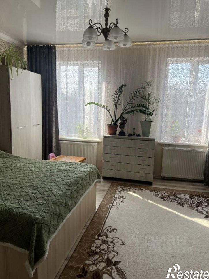 2-комн квартира пр-кт Победы, 210,  д. 210