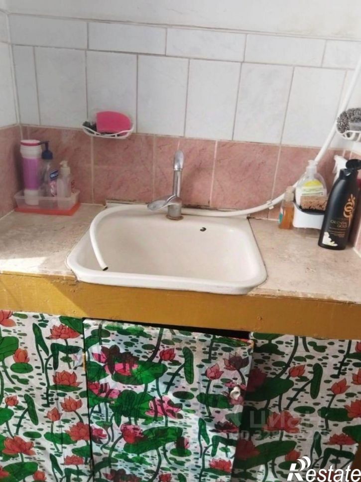 Комната ул Лейтенанта Яналова, 33,  д. 33