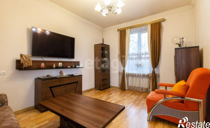 4-комн квартира пр-кт Победы, 109,  д. 109