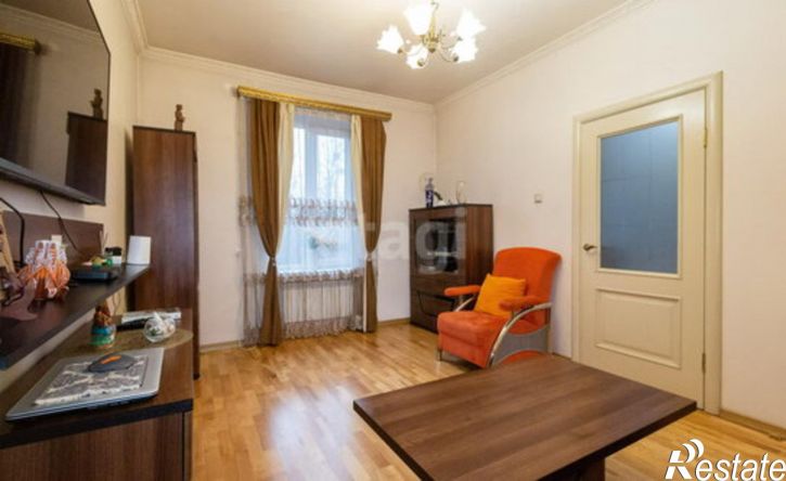 4-комн квартира пр-кт Победы, 109,  д. 109