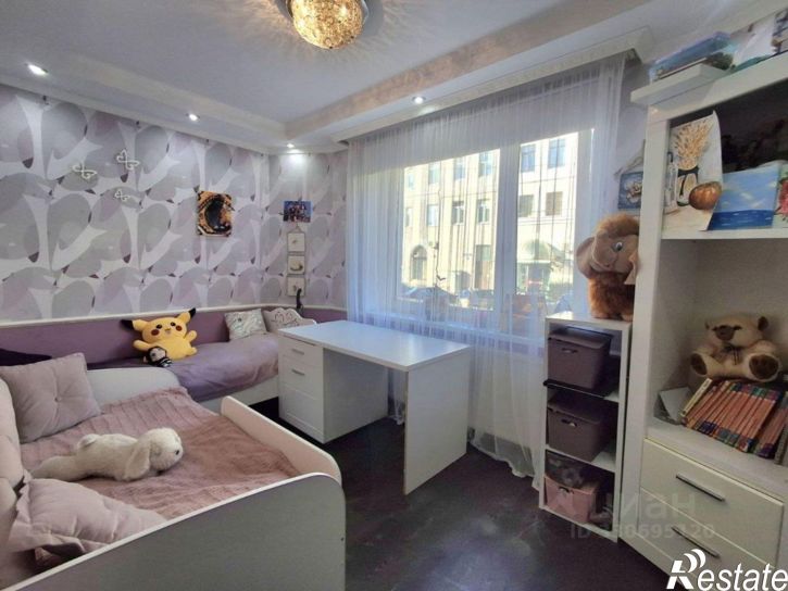 3-комн квартира ул Офицерская, 4,  д. 4