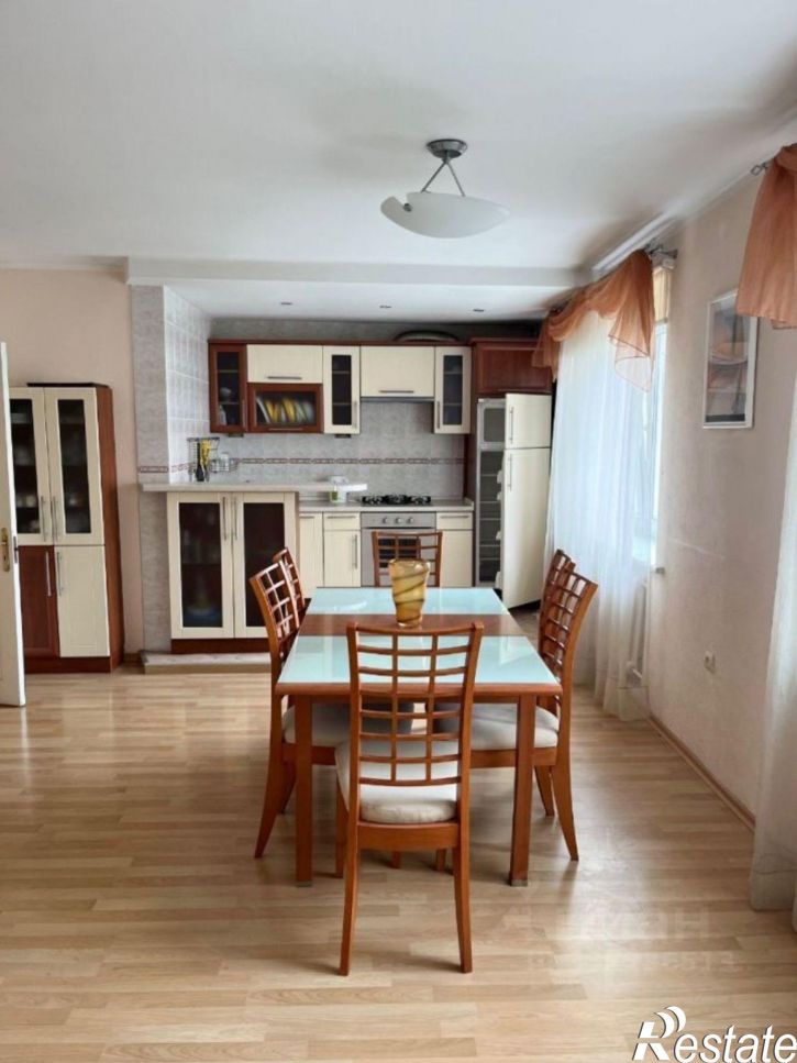 3-комн квартира ул Кронштадтская, 12,  д. 12