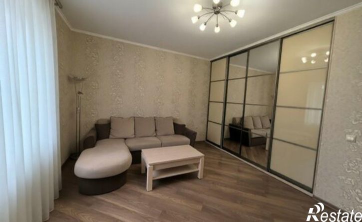 2-комн квартира ул Жиленкова, 8В,  д. 8В