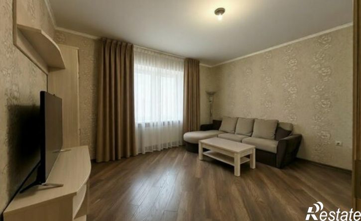 2-комн квартира ул Жиленкова, 8В,  д. 8В