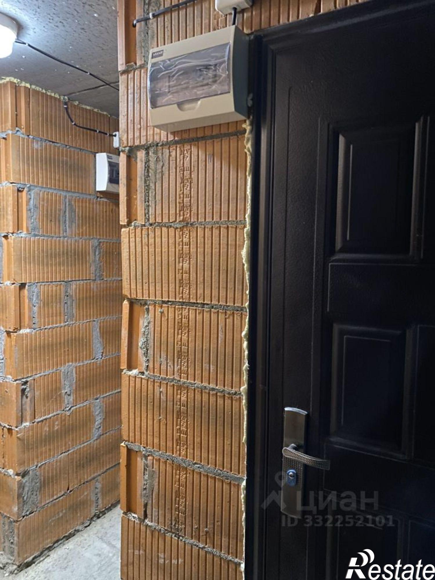 Купить гараж, место в паркинге за 200 000 рублей на ул Малая Лесная, 29