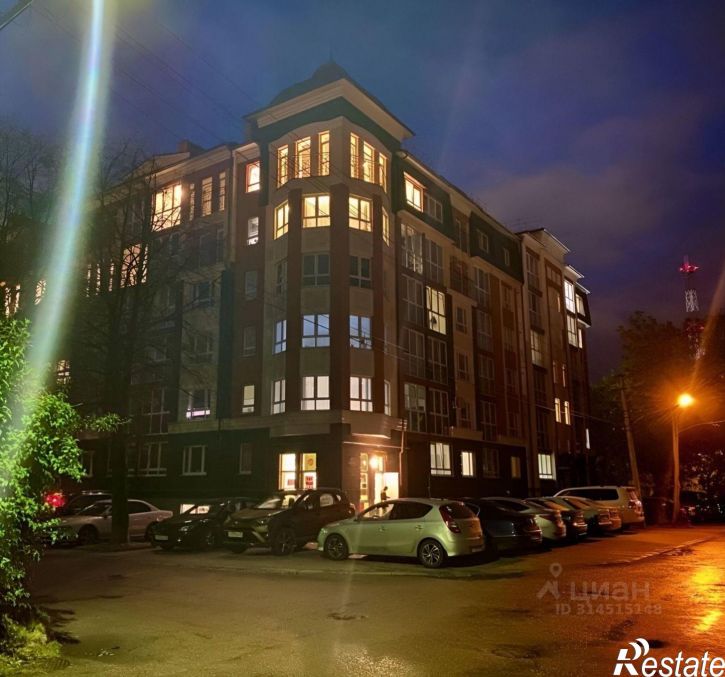 3-комн квартира ул Окуловская, 2А,  д. 2А