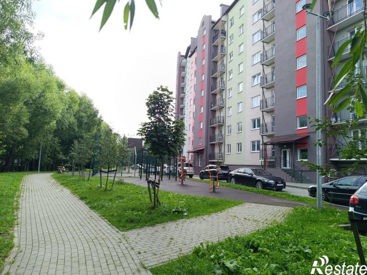 3-комн квартира Россия, Орудийная ул, 1А