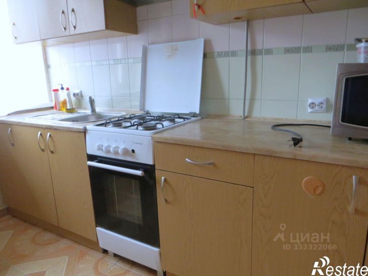 2-комн квартира ул Подполковника Емельянова, 21,  д. 21