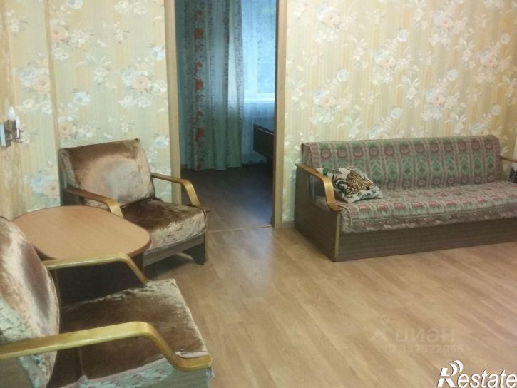 2-комн квартира ул Подполковника Емельянова, 21,  д. 21