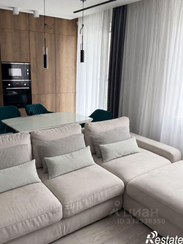 2-комн квартира ул Космонавта Леонова, 60Б,  д. 60Б