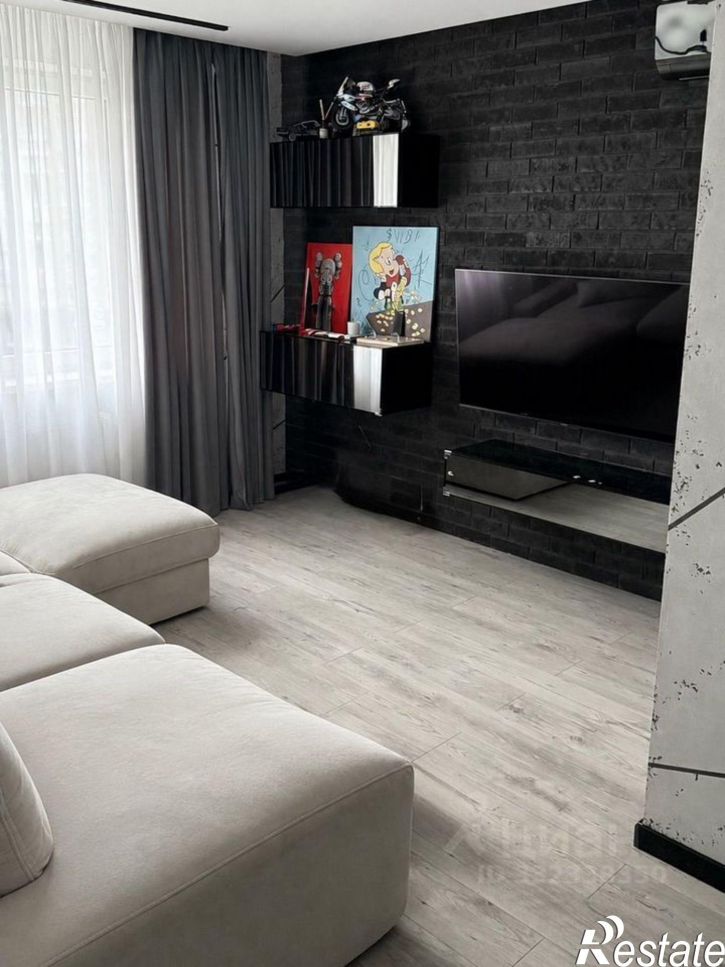 2-комн квартира ул Космонавта Леонова, 60Б,  д. 60Б