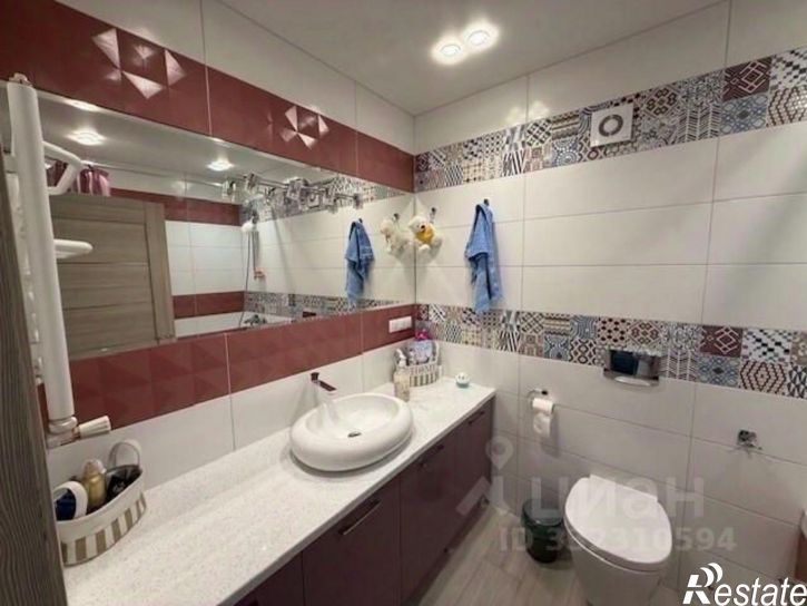 3-комн квартира ул В.Денисова, 12,  д. 12