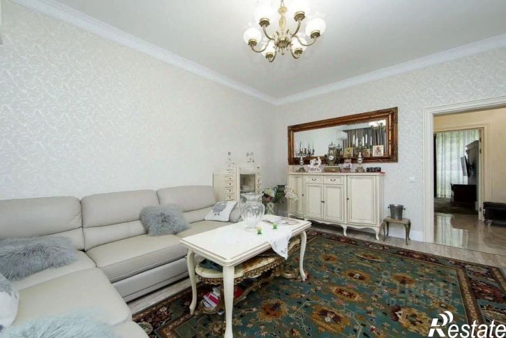 2-комн квартира ул Онежская, 8,  д. 8
