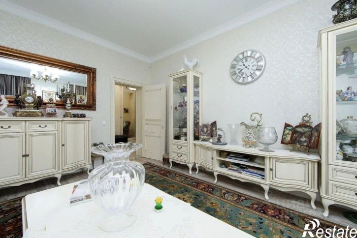 2-комн квартира ул Онежская, 8,  д. 8