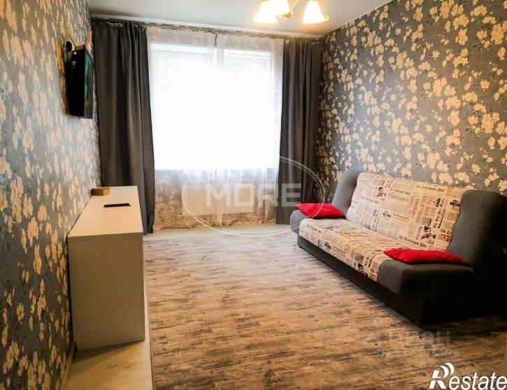 1-комн квартира ул Подполковника Емельянова, 242В 2,  д. 242В 2,  к. 2