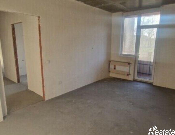 2-комн квартира ул Генерала Толстикова, 8,  д. 8